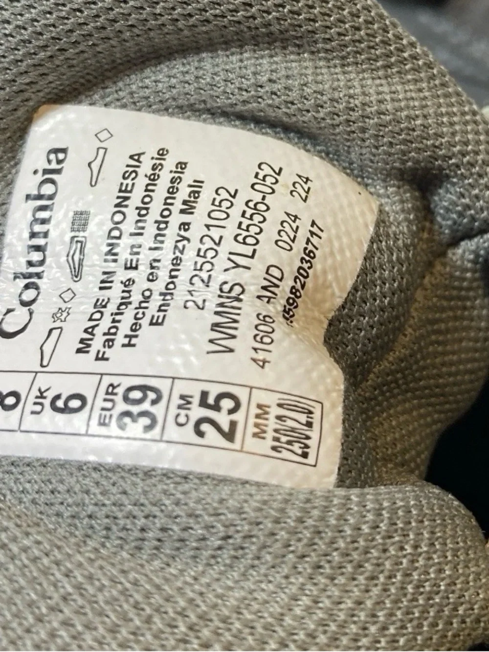 Columbia Newton Ridge Plus Waterproof Hiking Boots Womens Size 8 Gray Omni Tech